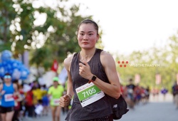 Theo chân Quách Thị Lan và hành trình 12 tiếng tham dự Techcombank HCMC Marathon 2021