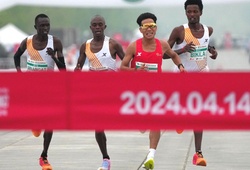 Tình tiết mới trong vụ “chức vô địch trao tay” của VĐV Trung Quốc tại giải bán marathon Bắc Kinh