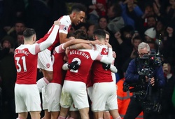 Lacazette rực sáng, kỷ lục của Koscielny và những điểm nhấn khi Arsenal thắng Chelsea