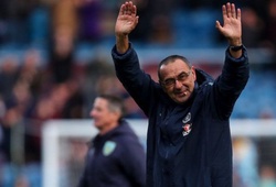 Màn hủy diệt Burnley của Chelsea giúp HLV Maurizio Sarri đi vào lịch sử