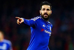 Cesc Fabregas sẽ phải giảm lương nếu muốn ở lại Chelsea
