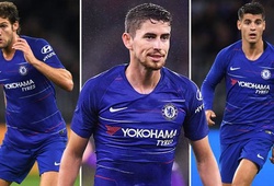 Sarri giữ các ngôi sao ở lại và đội hình đá trận mở màn của Chelsea dần hé lộ?