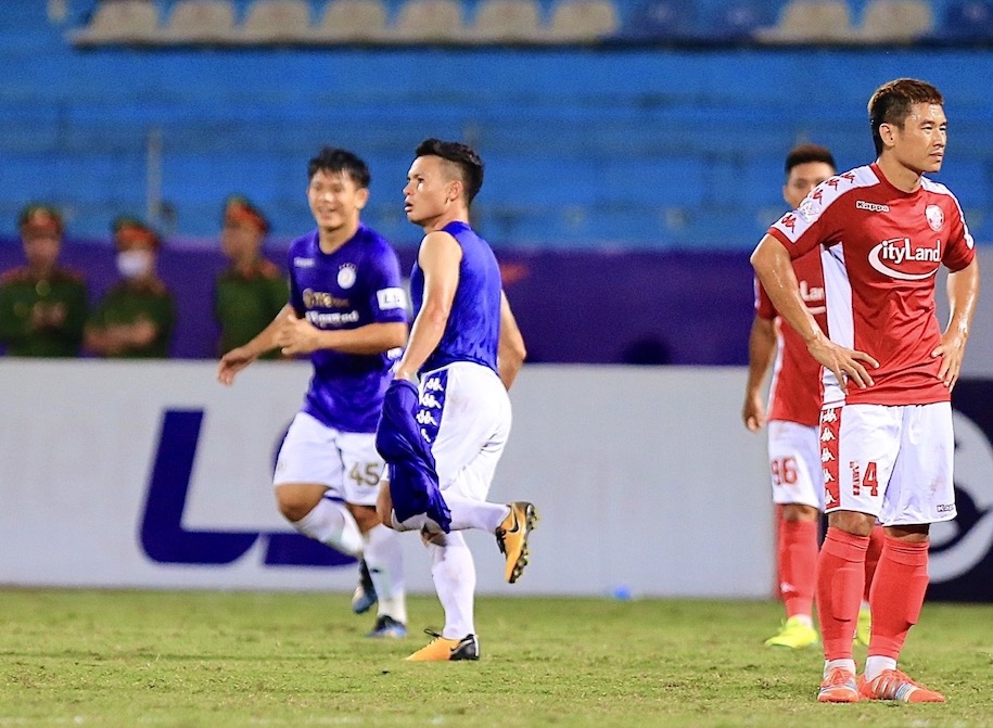 Sau hơn 1 năm, Quang Hải đã biết… ghi bàn tại V.League