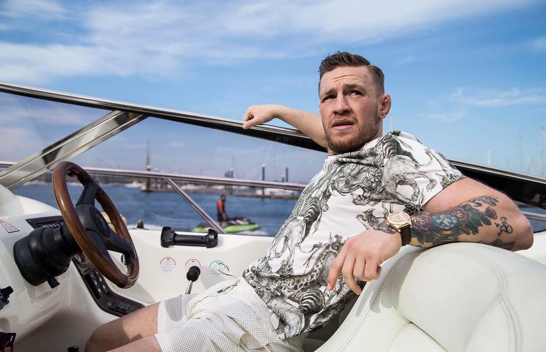 Conor McGregor tiếp tục khoe ảnh du thuyền Lamborghini