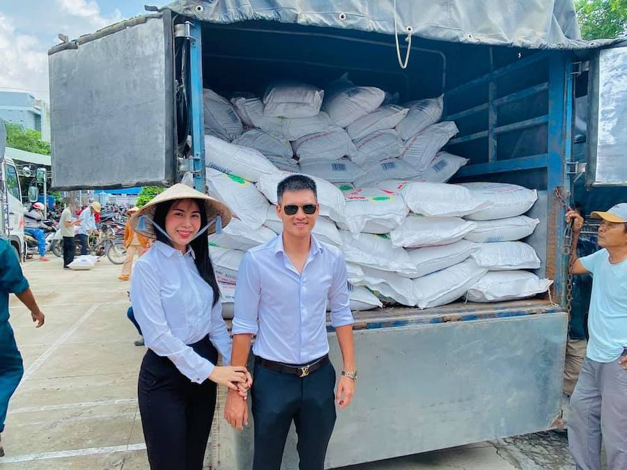 Tiểu sử ca sĩ Thuỷ Tiên – vợ Công Vinh quê ở đâu? Tiểu sử ca sĩ Thuỷ Tiên – vợ Công Vinh quê ở đâu?
