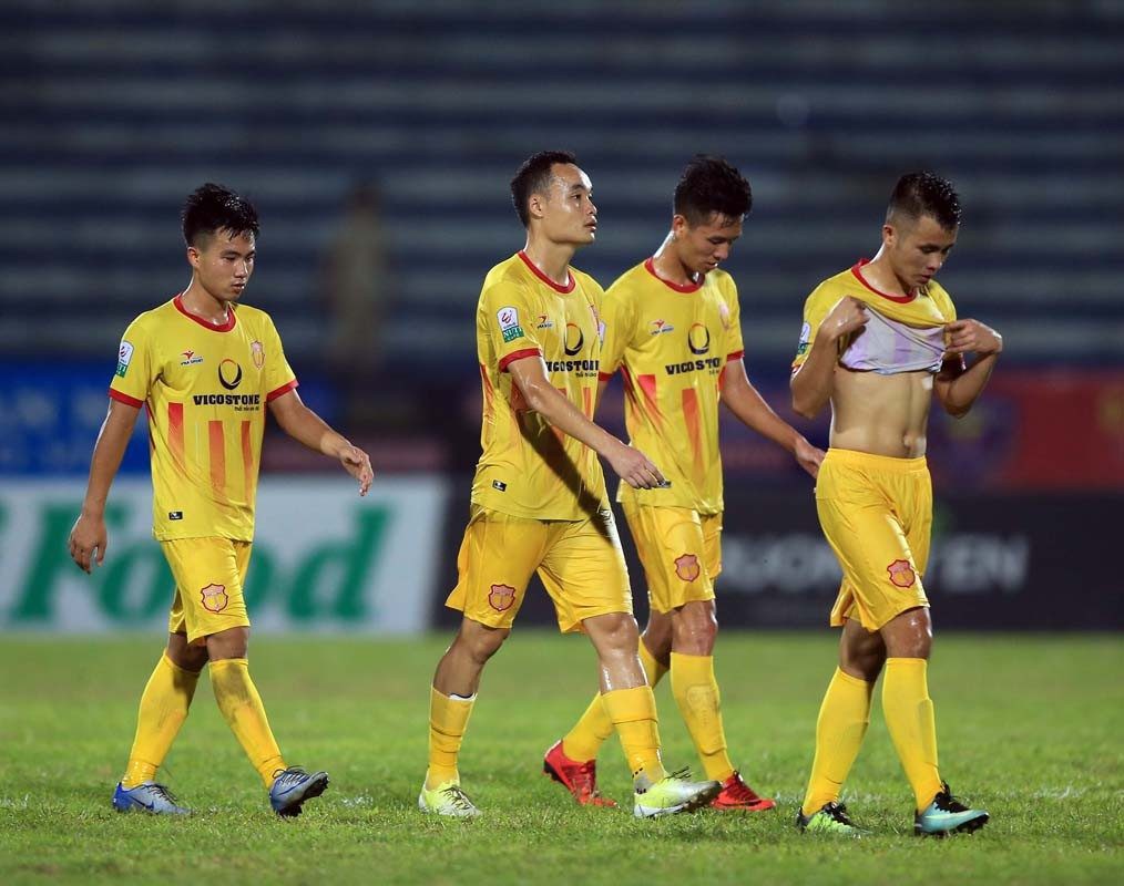 Vắng 4 trụ cột, Nam Định gặp khó trước Hải Phòng FC