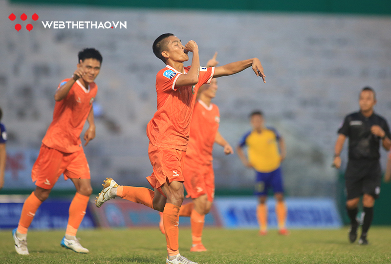 Tuyển thủ U23 Việt Nam ghi bàn, Bình Định rộng cửa lên V.League 2021