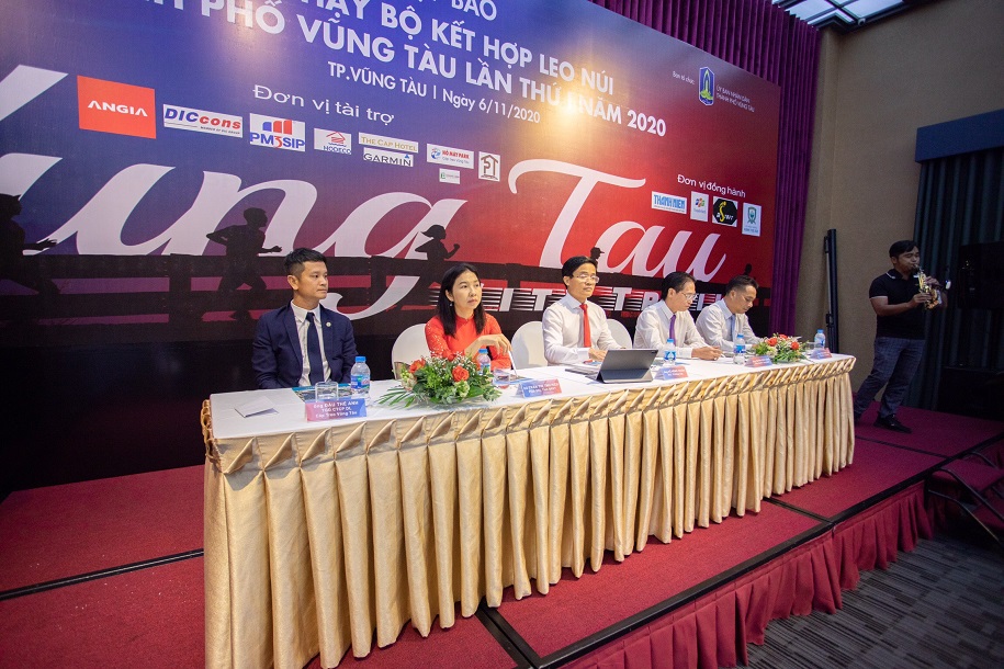 Độc đáo Vũng Tàu City Trail 2020: Trải lại “bức thảm xanh” trên những quả núi