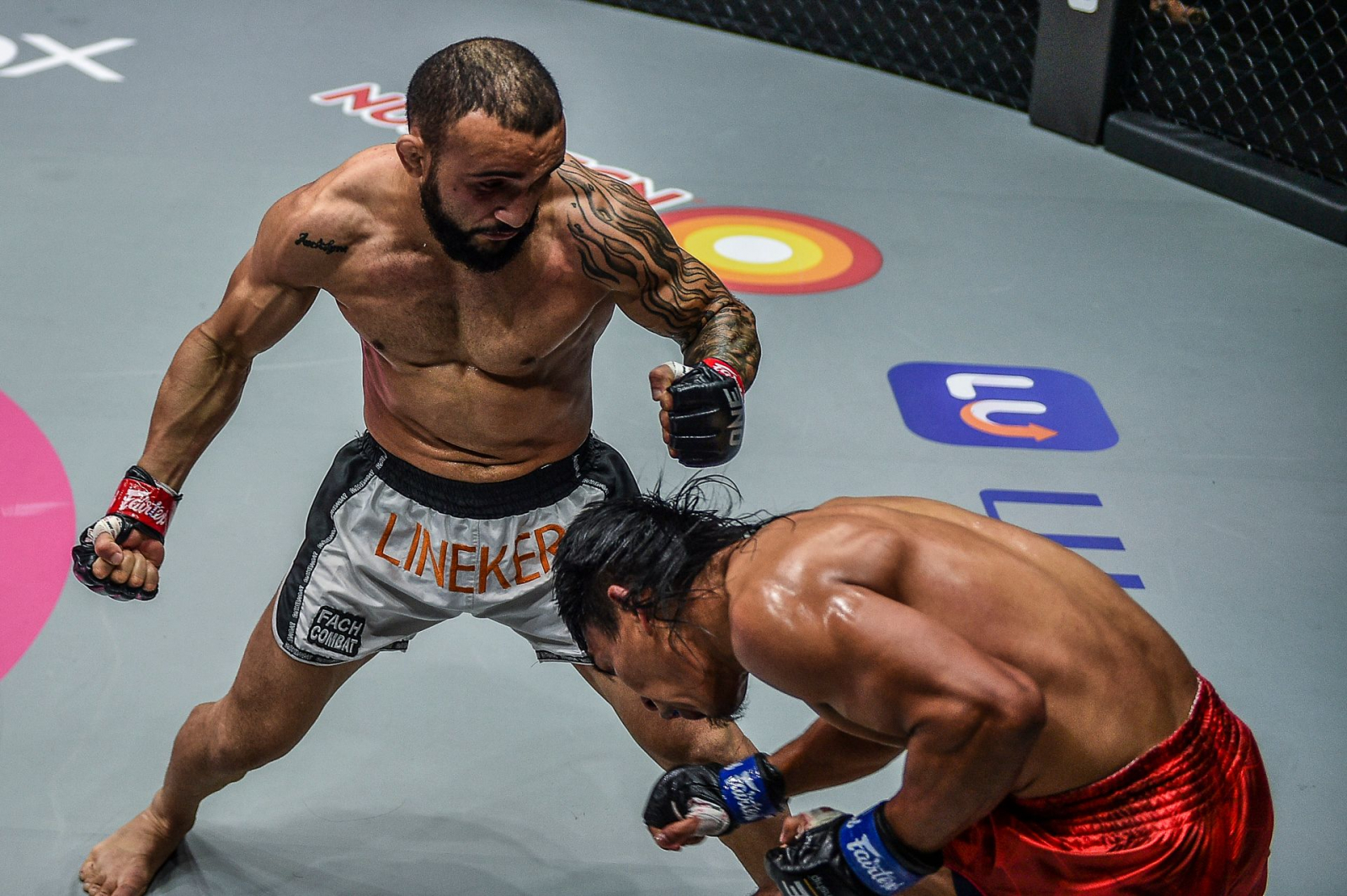 Kết quả ONE Championship 2020: 'Thạch thủ' John Lineker knockout xuất sắc