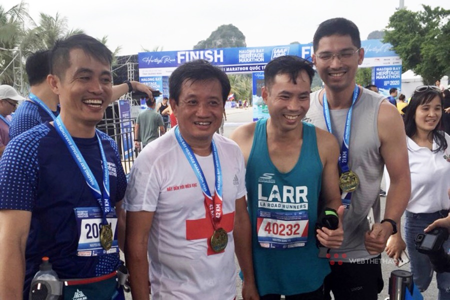 Ông Đoàn Ngọc Hải chạy 6 giải marathon liên tiếp trong 42 ngày, lại phá kỷ lục cá nhân dưới 5 giờ