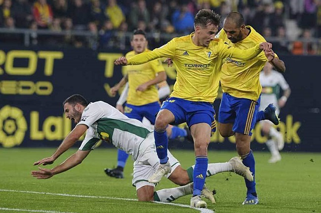 Nhận định Elche vs Cadiz, 20h00 ngày 28/11, VĐQG Tây Ban Nha