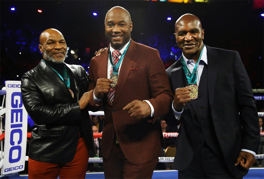 Cựu địch thủ Lennox Lewis nói gì về trận đấu của Mike Tyson