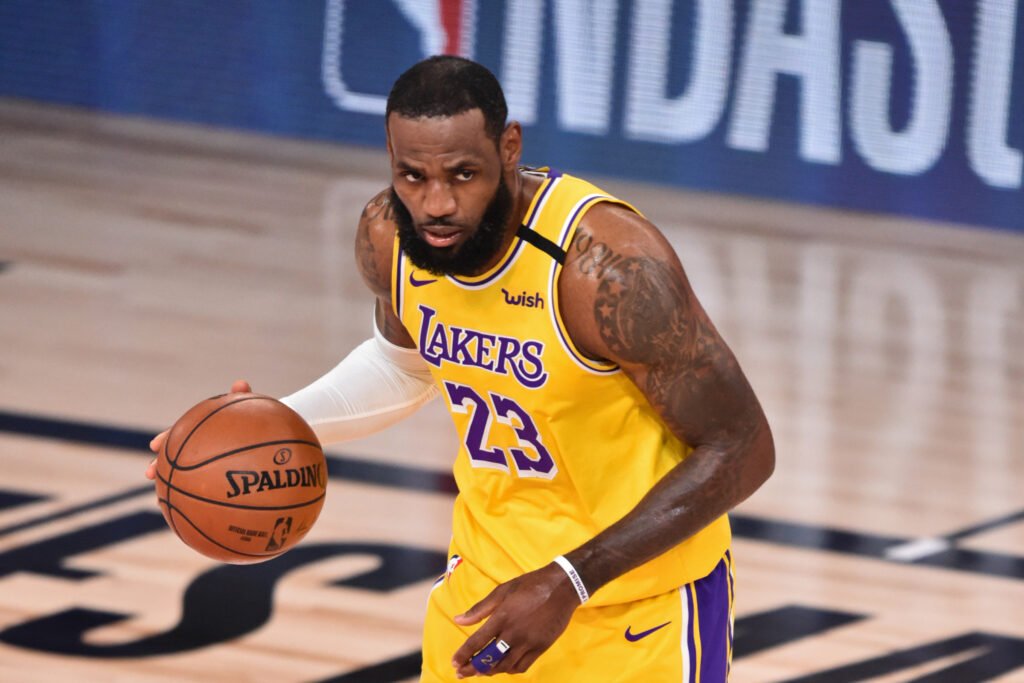 Highlight và kết quả NBA Preseason ngày 17/12: Lakers tiếp tục bất bại