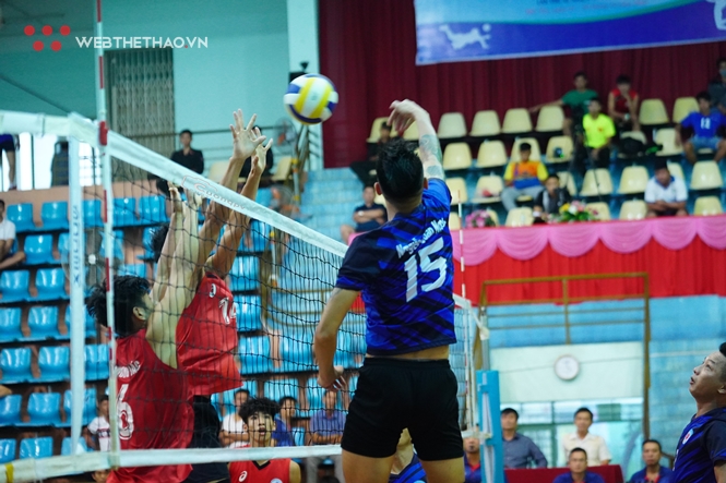 Bi hài việc Đắk Lắk giải thể đội bóng chuyền, chuyển VĐV năng khiếu qua...bắn súng, đua thuyền
