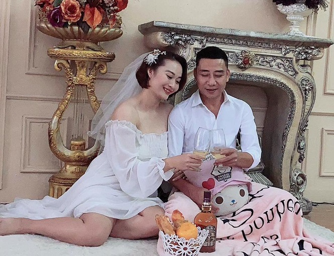 Cựu Libero số 1 đội tuyển bóng chuyền nữ lên xe hoa trong ngày đầu năm mới