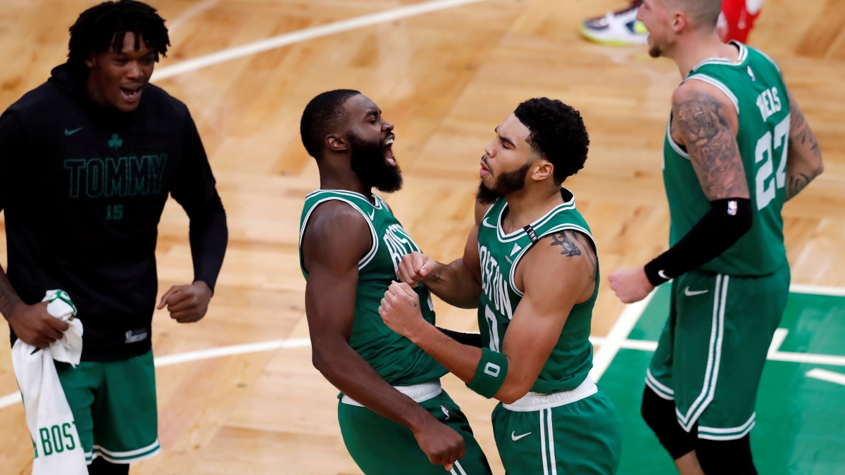 Kết quả NBA hôm nay 24/12: Celtics, 76ers, Kings thắng kịch tính