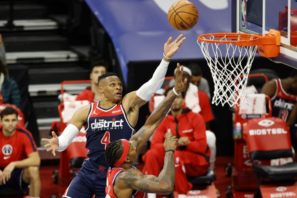 Westbrook lập triple-double ngay trận đấu đầu tiên tại Wizards và cái kết