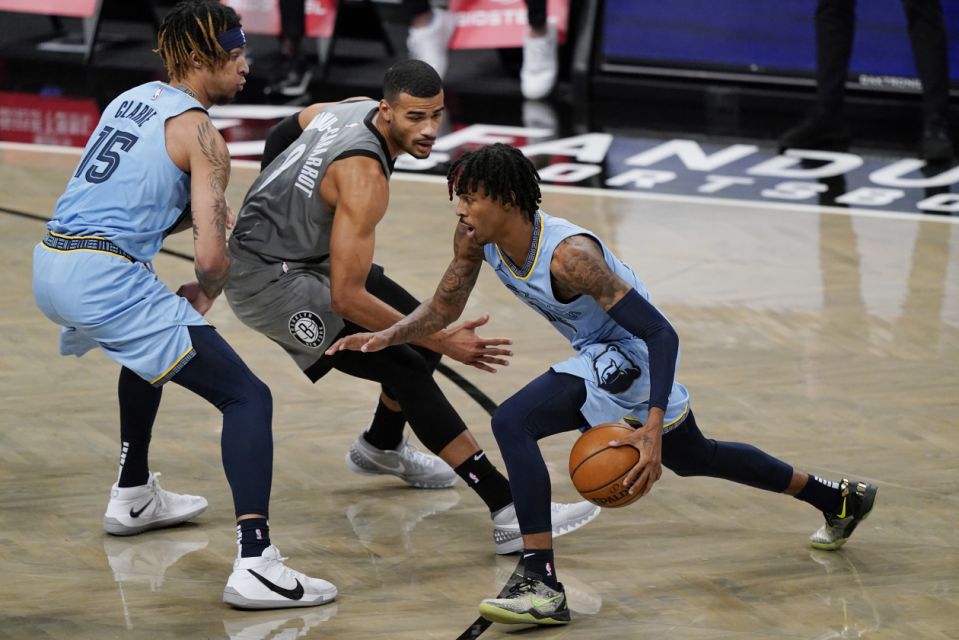 Durant và Irving vắng mặt ở trận thua thứ hai liên tiếp của Nets