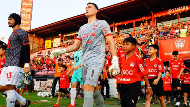 Thai League lại hoãn vô thời hạn vì COVID-19