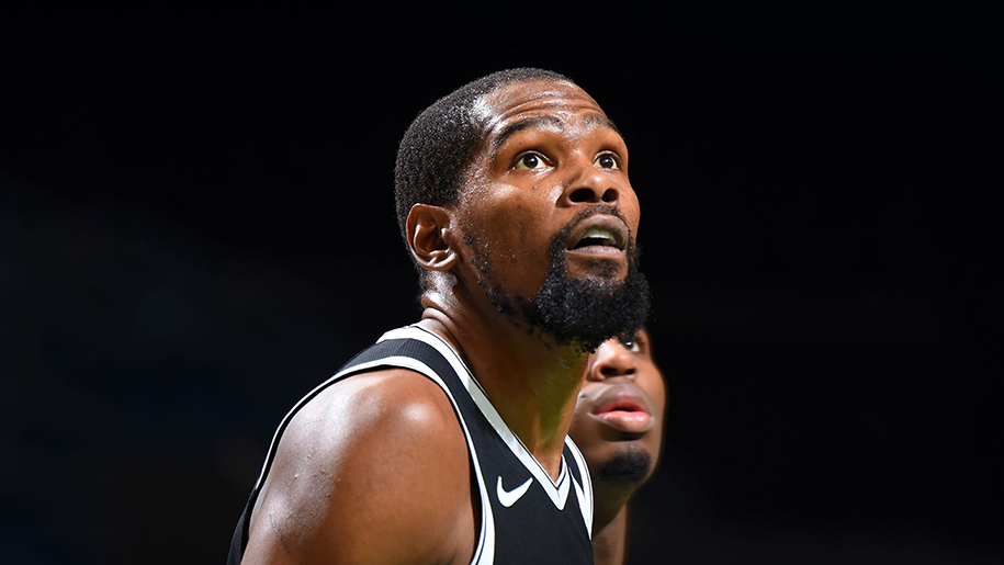 Kevin Durant bị cách ly COVID-19, Brooklyn Nets chồng chất khó khăn
