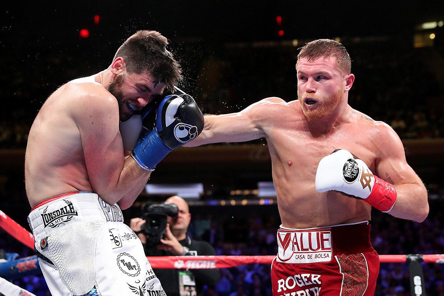 Đấu 3 trận trong năm 2021, Canelo Alvarez ôm mộng thâu tóm toàn bộ đai hạng siêu trung