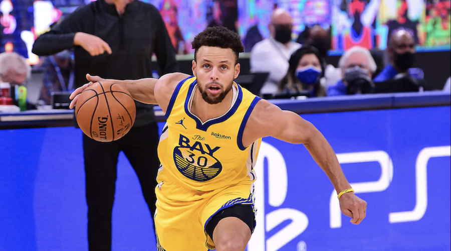 Stephen Curry suýt đạt triple-double, GSW nhẹ nhàng nhấn chìm Sacramento Kings