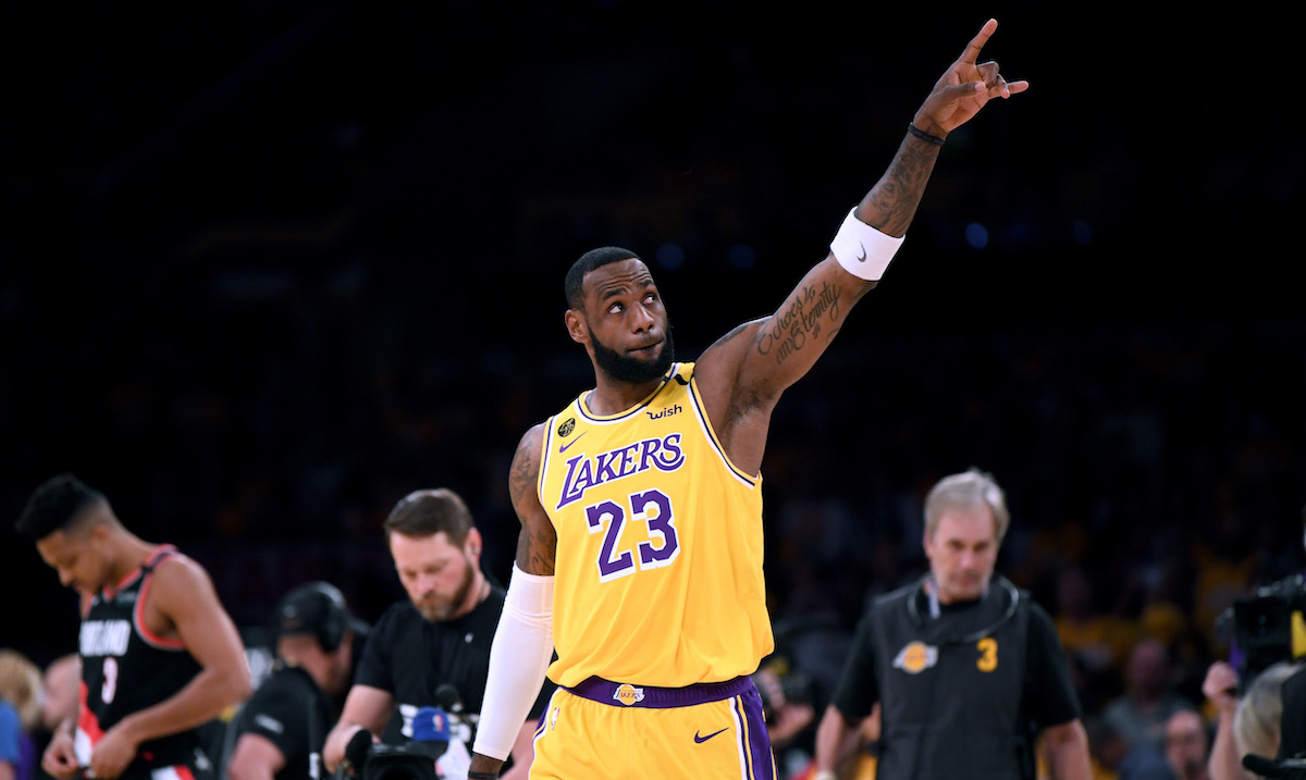 Doạ sát hại LeBron James, "giang hồ mạng" ăn năn xin lỗi vì bị truy tìm