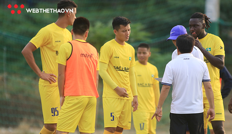 Danh sách cầu thủ, đội hình SLNA đá V.League 2021