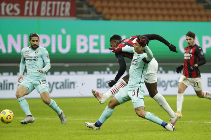 Nhận định, soi kèo AC Milan vs Torino, 02h45 ngày 13/01