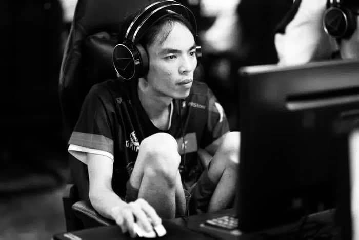 Lis - Huyền thoại Dota 2 Việt Nam qua đời ở tuổi 33