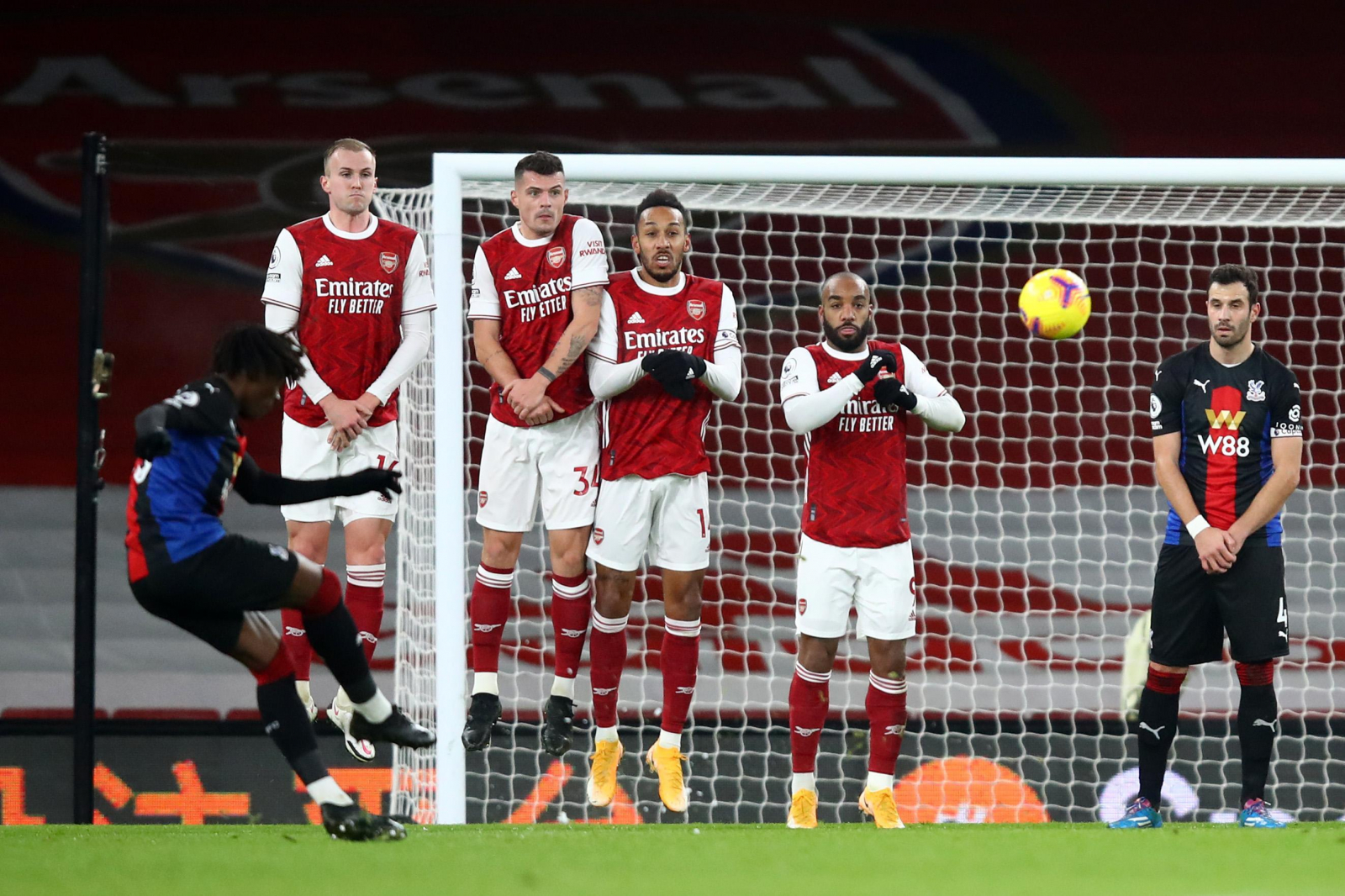 Video bóng đá Anh hôm nay 15/1: Highlight Arsenal vs Crystal Palace