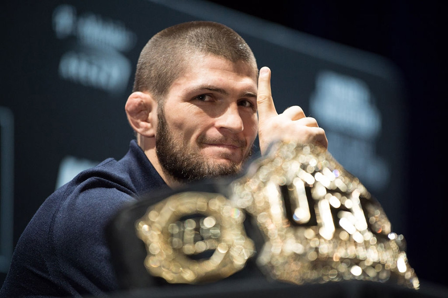 Khabib Nurmagomedov đưa ra Khabib Nurmagomedov đưa ra