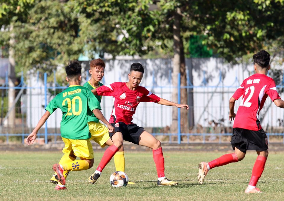 Lịch thi đấu bóng đá Việt Nam hôm nay 25/1: Vòng loại U19 Quốc gia 2021