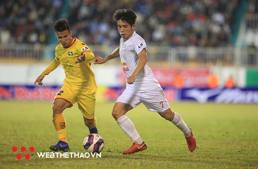 Toàn bộ cầu thủ, trọng tài được mua bảo hiểm y tế mùa giải 2021