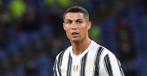 Vì sao Cristiano Ronaldo không nói tiếng Italia ở Juventus? Vì sao Cristiano Ronaldo không nói tiếng Italia ở Juventus?
