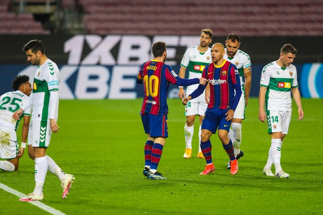 Video Highlight Barca vs Elche, bóng đá Tây Ban Nha hôm nay 25/2