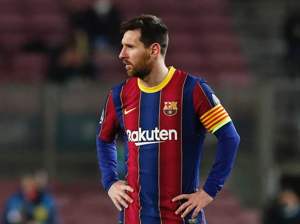 Gia đình tù nhân Saudi Arabia cầu xin Messi từ chối hợp đồng béo bở