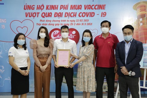 Cùng HTV “chung một tấm lòng” mua vắc-xin COVID-19 Cùng HTV “chung một tấm lòng” mua vắc-xin COVID-19