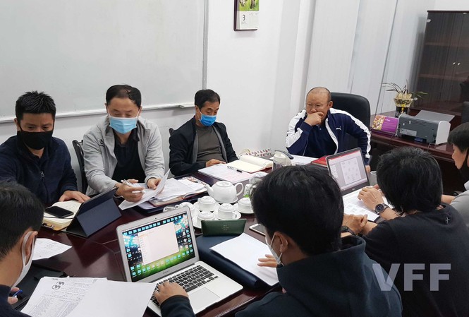 Ông Park "gián tiếp" tiết lộ quốc gia đăng cai VL World Cup 2022