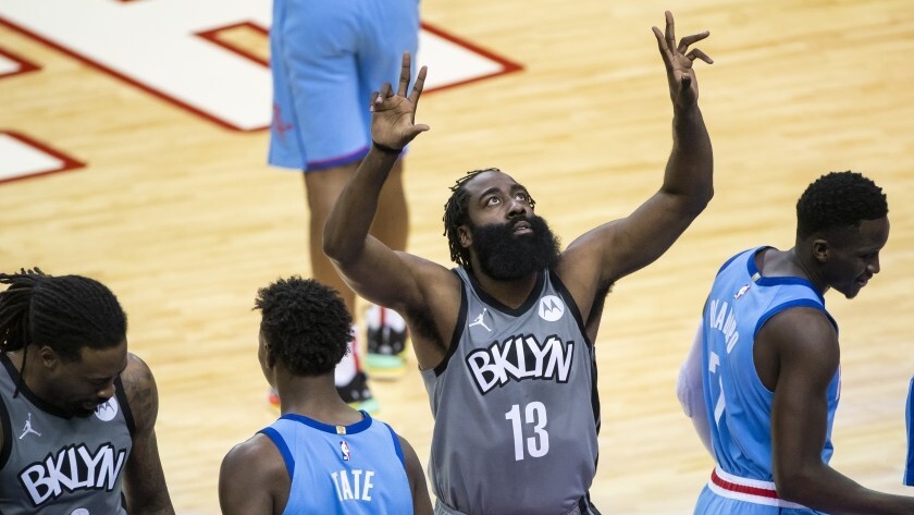 James Harden đạt triple-double trong ngày về Houston Rockets