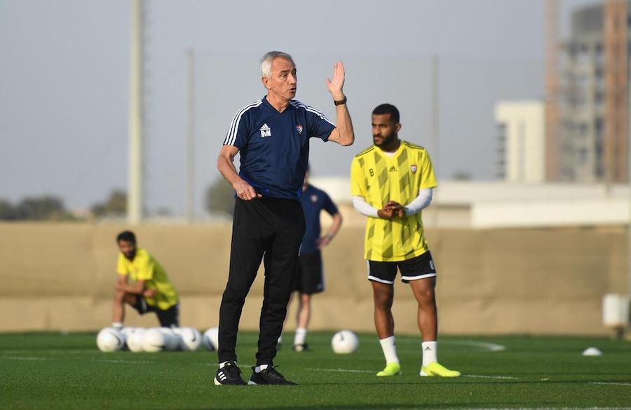 UAE chốt hồ sơ, Thái Lan níu kéo hy vọng đăng cai VL World Cup 2022