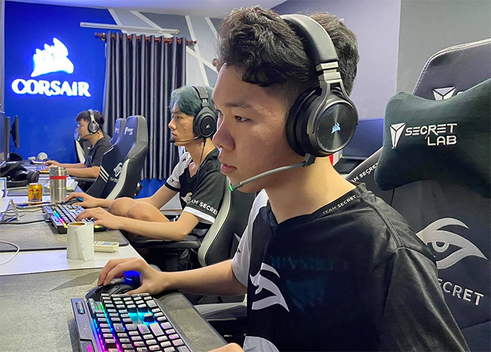 Trực tiếp VCS Mùa Xuân 2021 hôm nay 6/3: FL vs TS
