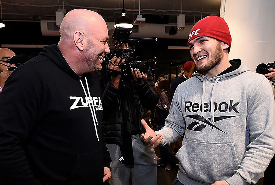 Dana White thú nhận với Mike Tyson: "Tôi chưa níu kéo ai như Khabib"