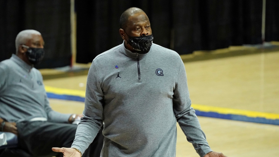 Sau vụ Charles Oakley bị bắt, tới lượt huyền thoại Patrick Ewing gặp rắc rối ở Madison Square Garden