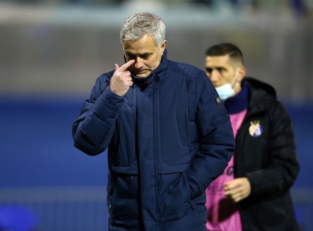 Mourinho ám chỉ học trò “bất tuân” chỉ đạo khiến Tottenham thua sốc