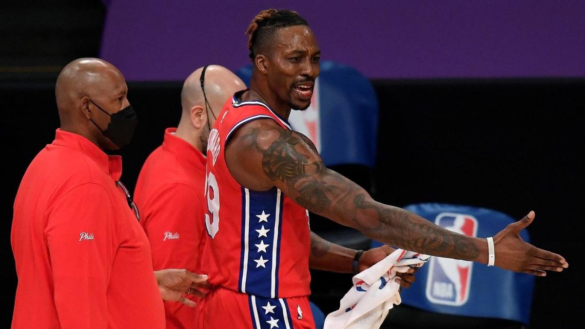 12 phút đáng nhớ của Dwight Howard: vừa nhận nhẫn Vô địch đã bị đuổi khỏi sân