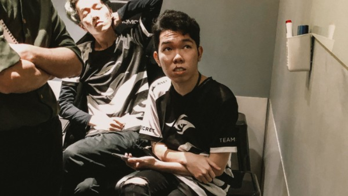 LMHT: Team Secret lục đụ nội bộ, Slayder bị c&ocirc; lập?