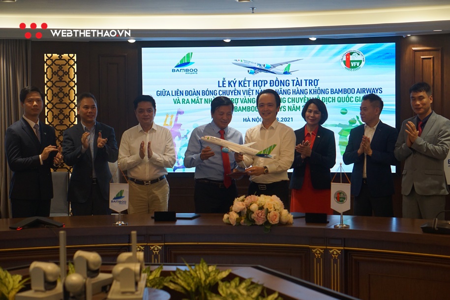 Bầu Quyết: Bóng đá phức tạp, bóng chuyền trong sáng hơn