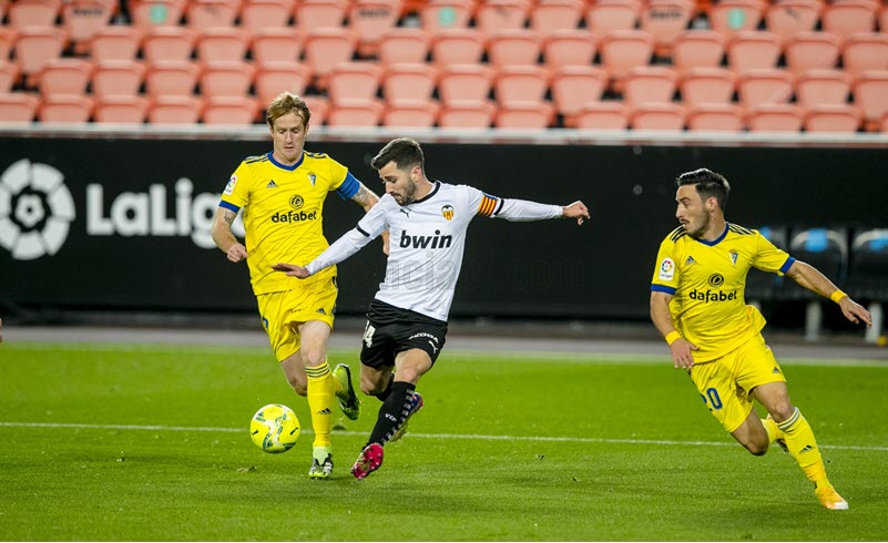 Nhận định Cadiz vs Valencia, 23h30 ngày 04/04, VĐQG Tây Ban Nha