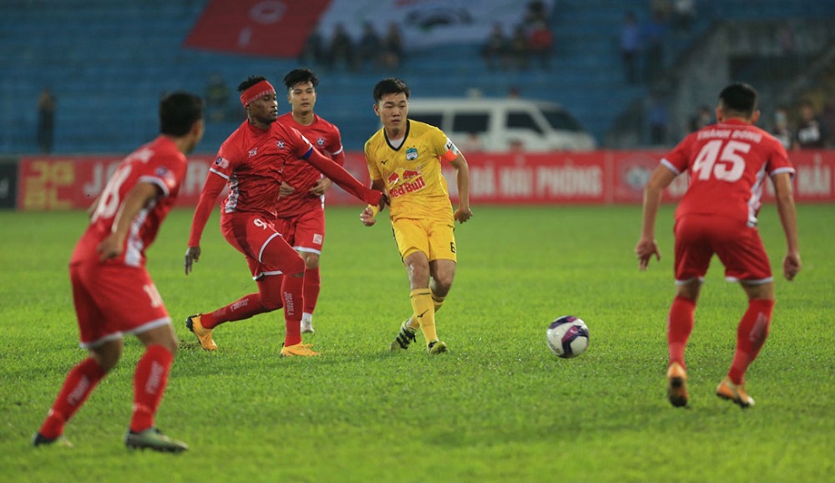 “Cầu thủ HAGL chắc suất ở tuyến giữa ĐT Việt Nam”
